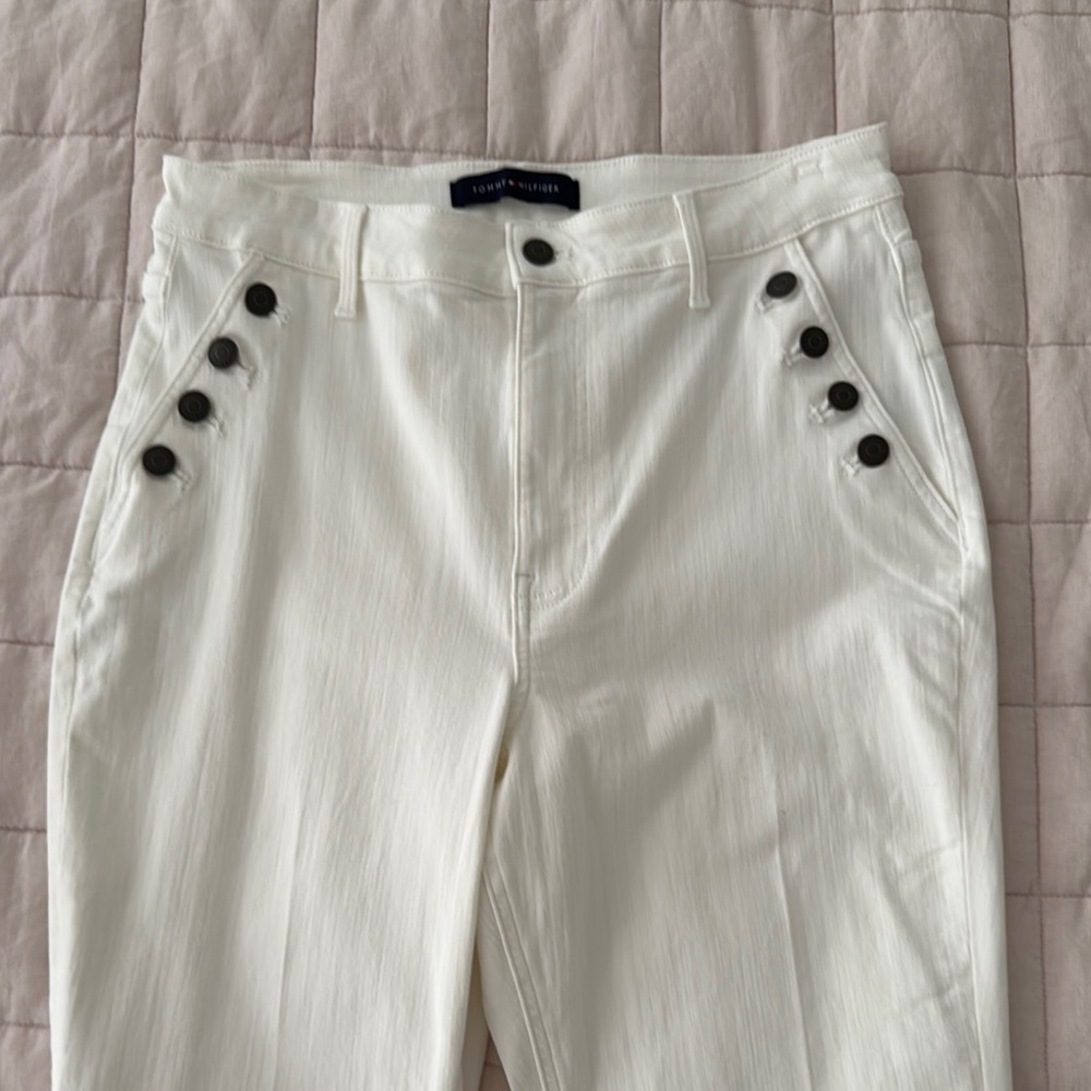 Tommy Hilfiger White Denim Bootcut Pants with Marine Style Buttons Size 12 NWOT - Picture 2 of 5